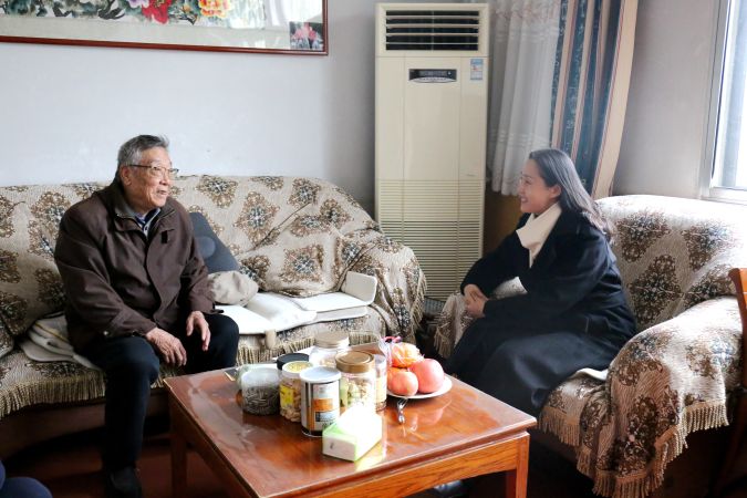 2025.1.23鲁燕走访慰问退休老干部